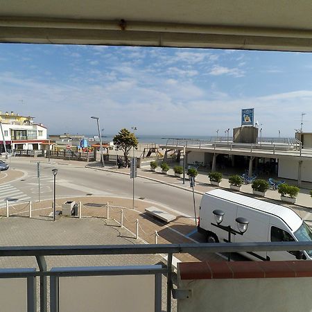 Nettuno Apartments Comacchio Dış mekan fotoğraf